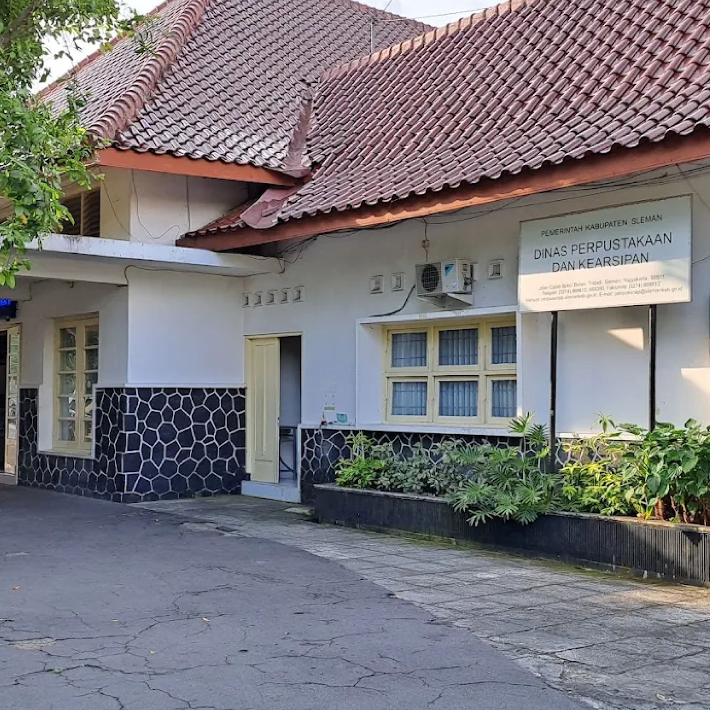 Foto Perpustakaan dan Kearsipan Sleman