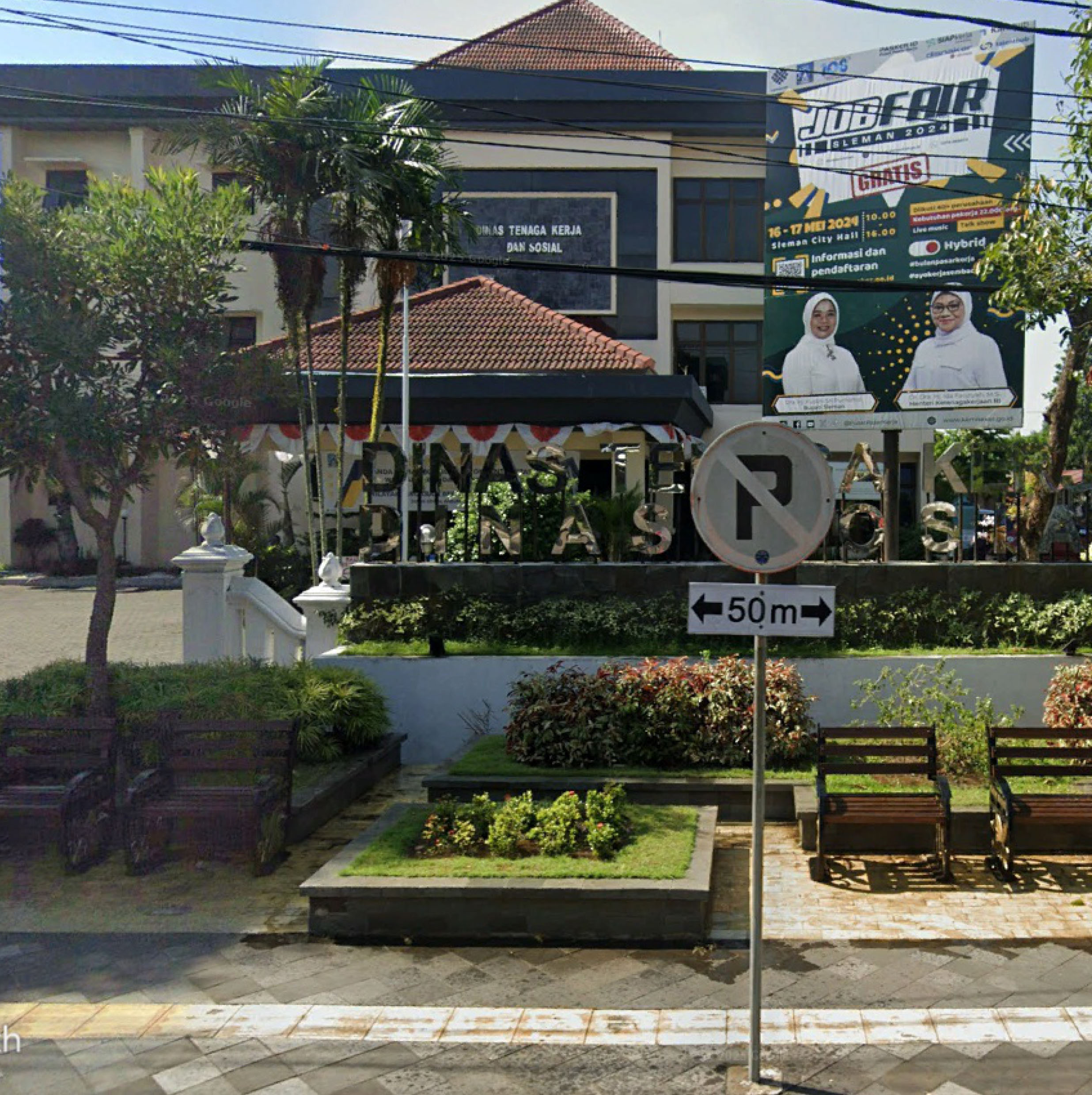 Foto Dinas Sosial dan Dinas Tenaga Kerja